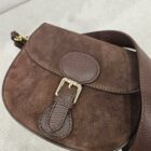 0 9190000078589 M3562 borsa scamosciata con fibbia e tracolla lung,20 h.cm 17