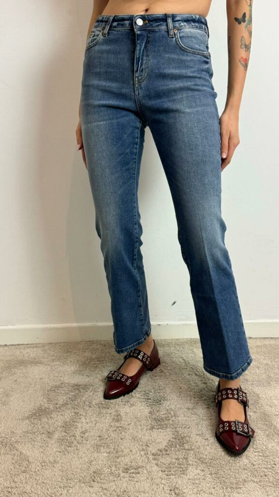 0 9190000077261 DS0025 vicolo-jeans gisele