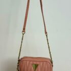 0 9190000075557 AS0043 vicolo-borsa in pelle con tracolla e charms lung.21 h. cm 13